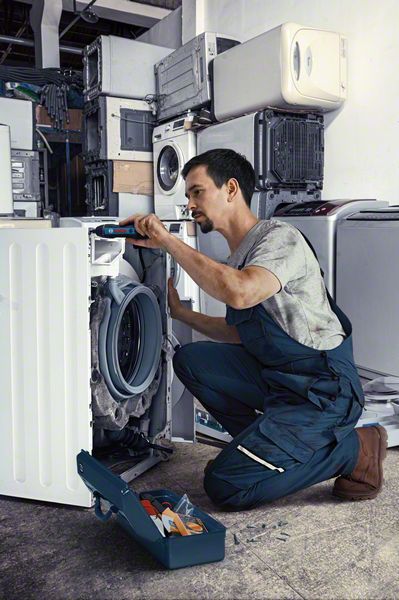 Bosch GO Surubelnita Electrica Fara Fir 2Ah, 3.6V, 5/2.5Nm