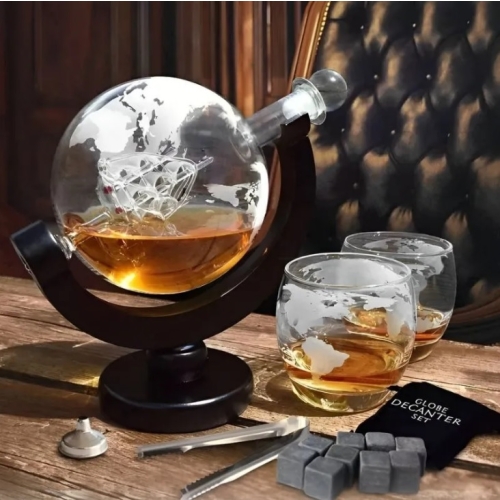 Set cadou decantor Glob Pamantesc cu doua pahare 850 ml
