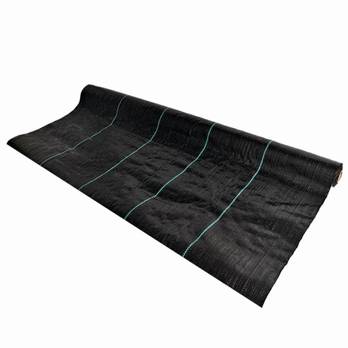 Folie antiburuieni/mulcire din polipropilena, MESTERINO PP10005100, 0,5 m X 100 m, densitate 100g/mp culoare neagra cu dungi, protectie UV