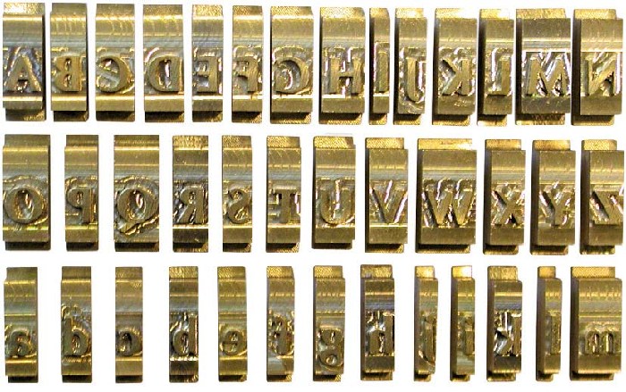 Set litere cu font latin standard, 5,5 mm, 52 litere/set, OPUS