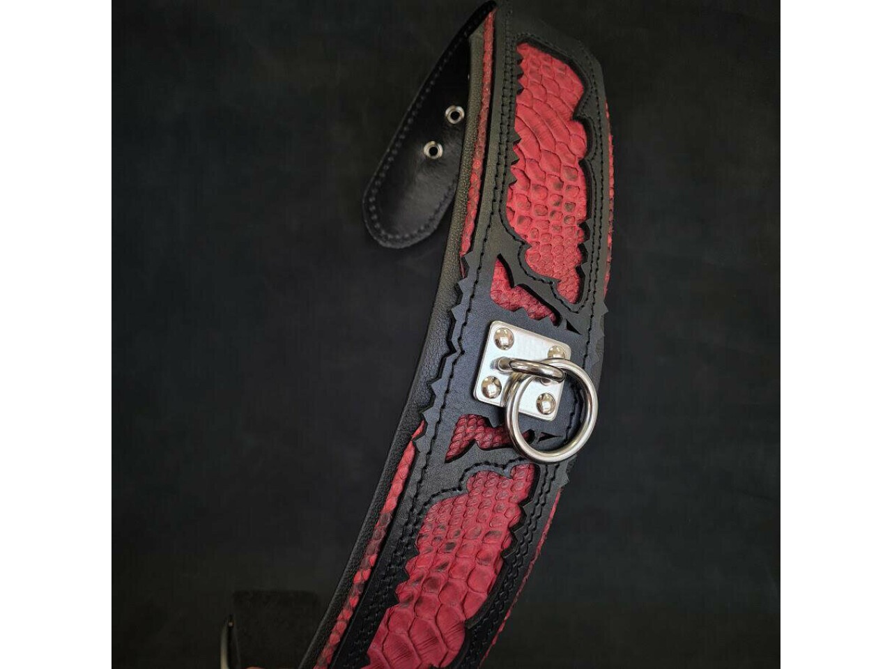 Bestia Zgarda Red Dragon, Piele Naturala, XL, Negru